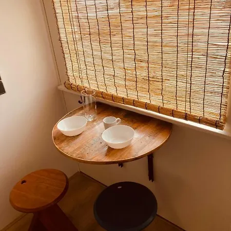 Apartment Shack Studio *